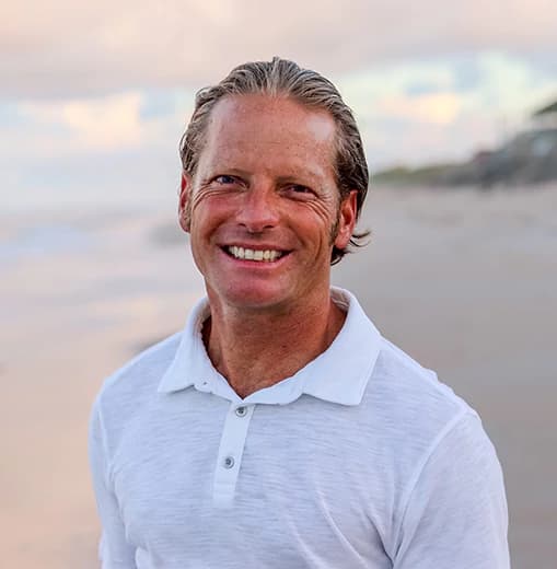 Dr. Thomas Hemingway, M.D.